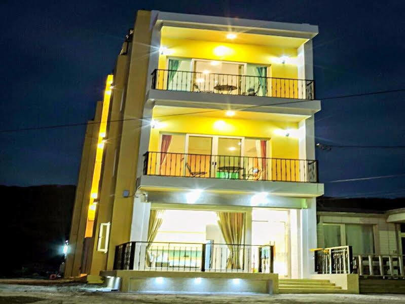 Tiffany Homestay Cape Eluanbi Esterno foto